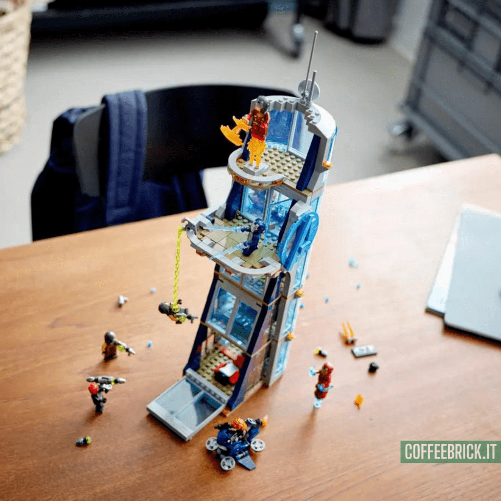 Explore the Epic Battle on the Avengers Tower with the LEGO® Avengers Tower Battle Set 76166 - CoffeeBrick.it