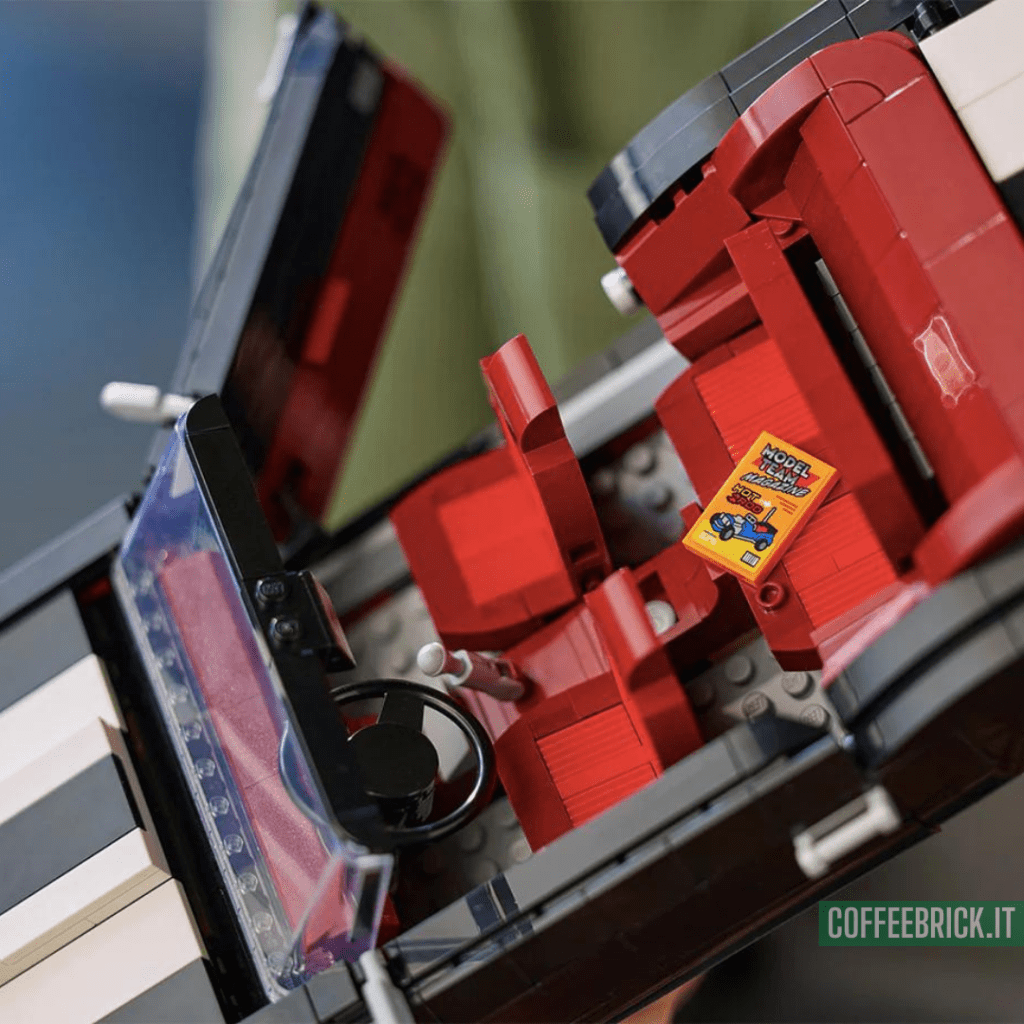 Esplora il Passato con Eleganza: Il Set Chevrolet Camaro Z28 10304 LEGO® da 1456 Pezzi - CoffeeBrick.it
