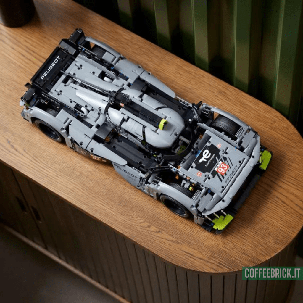 Explorez l'innovation en course avec l'ensemble PEUGEOT 9X8 24H Le Mans Hybrid Hypercar 42156 LEGO® - CoffeeBrick.it